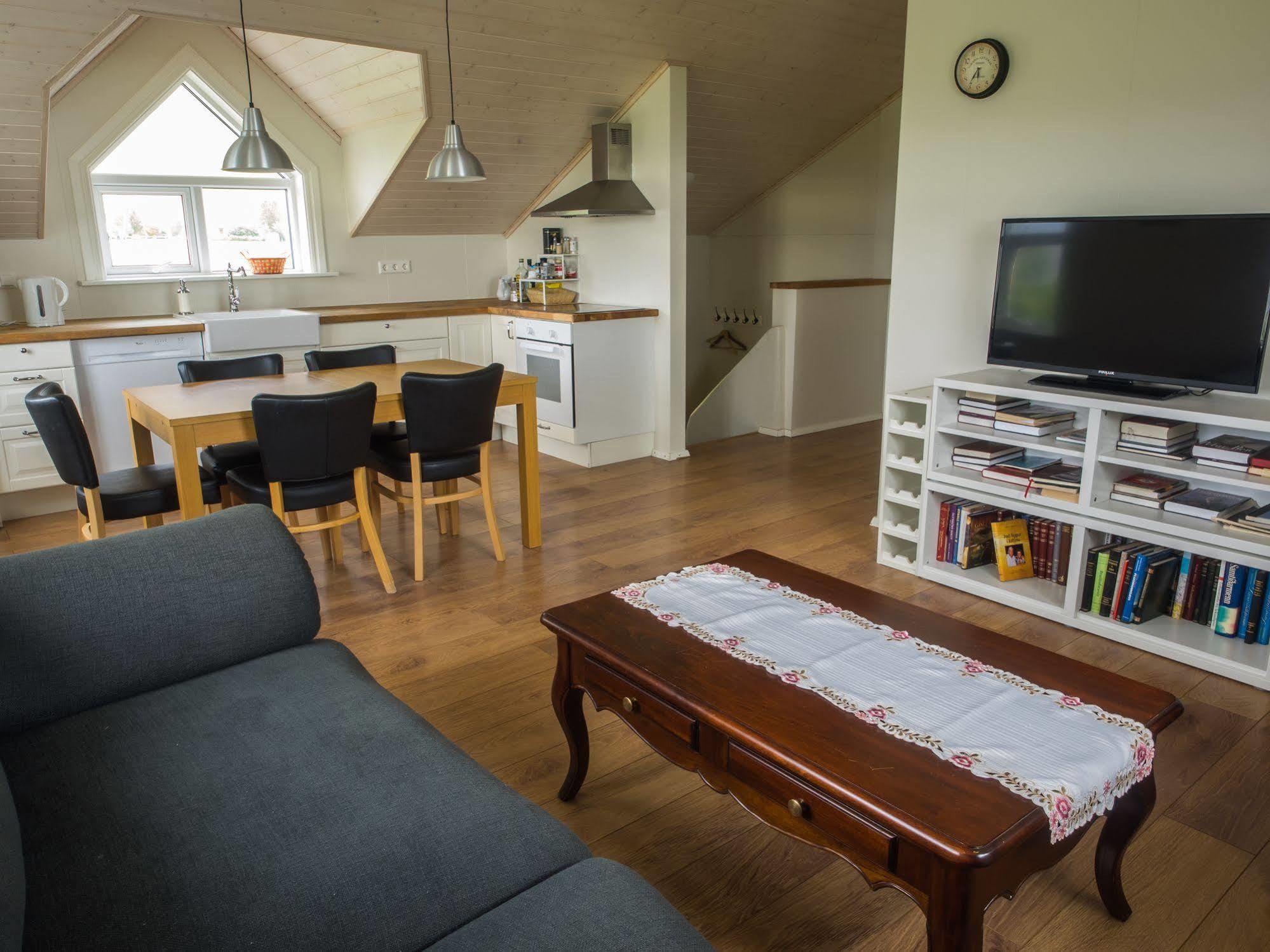 Hali Country Hotel Gerdi Bagian luar foto