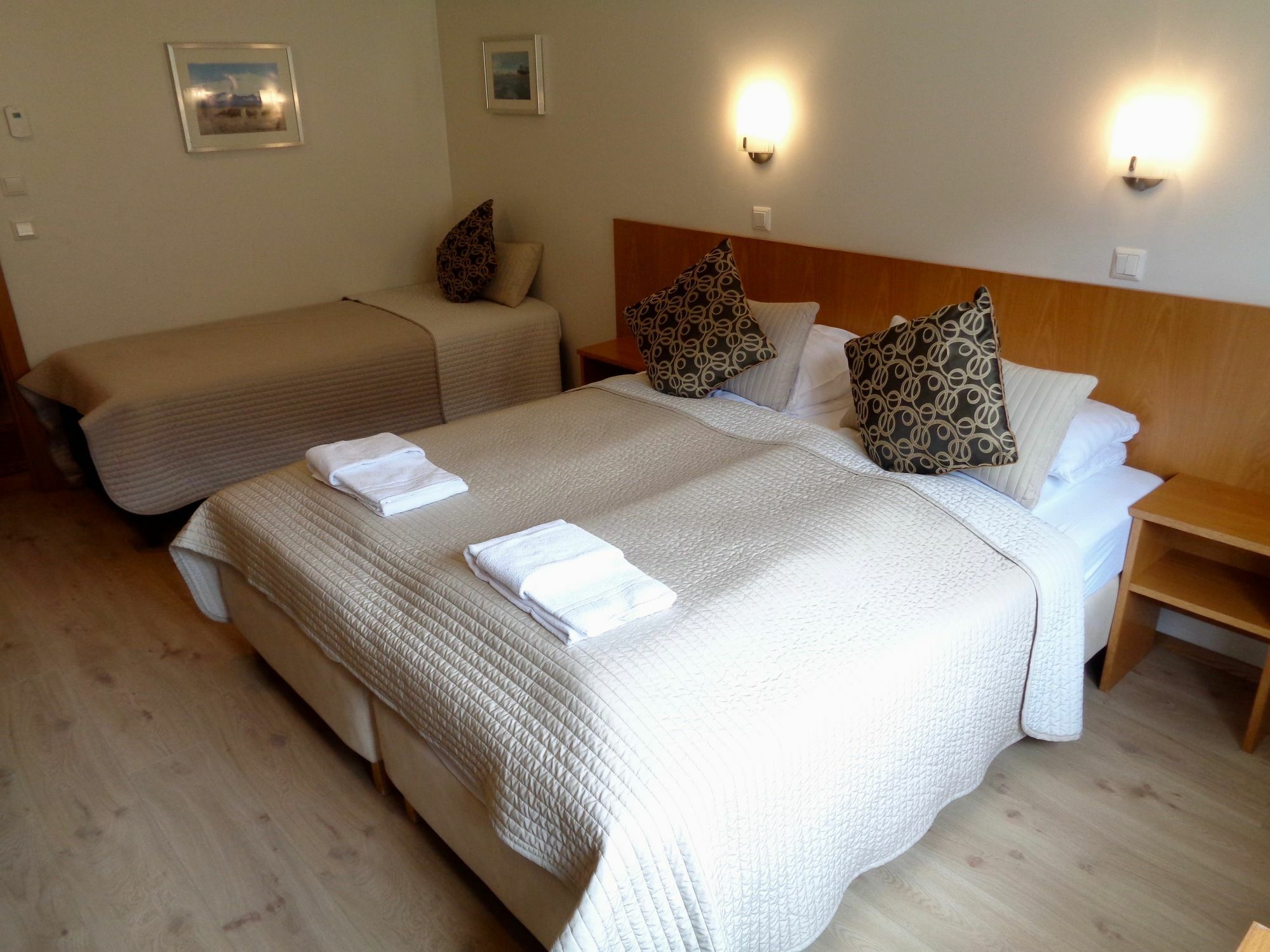 Hali Country Hotel Gerdi Bagian luar foto